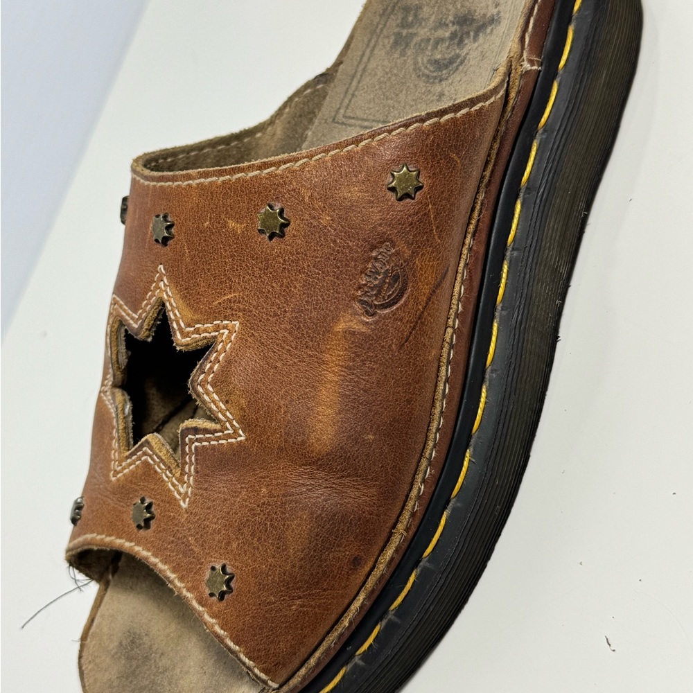 Vintage Dr. Martens Y2K Star Cutout Studded Leather Mule Sandals Brown M10 W11.5 - Picture 16 of 16